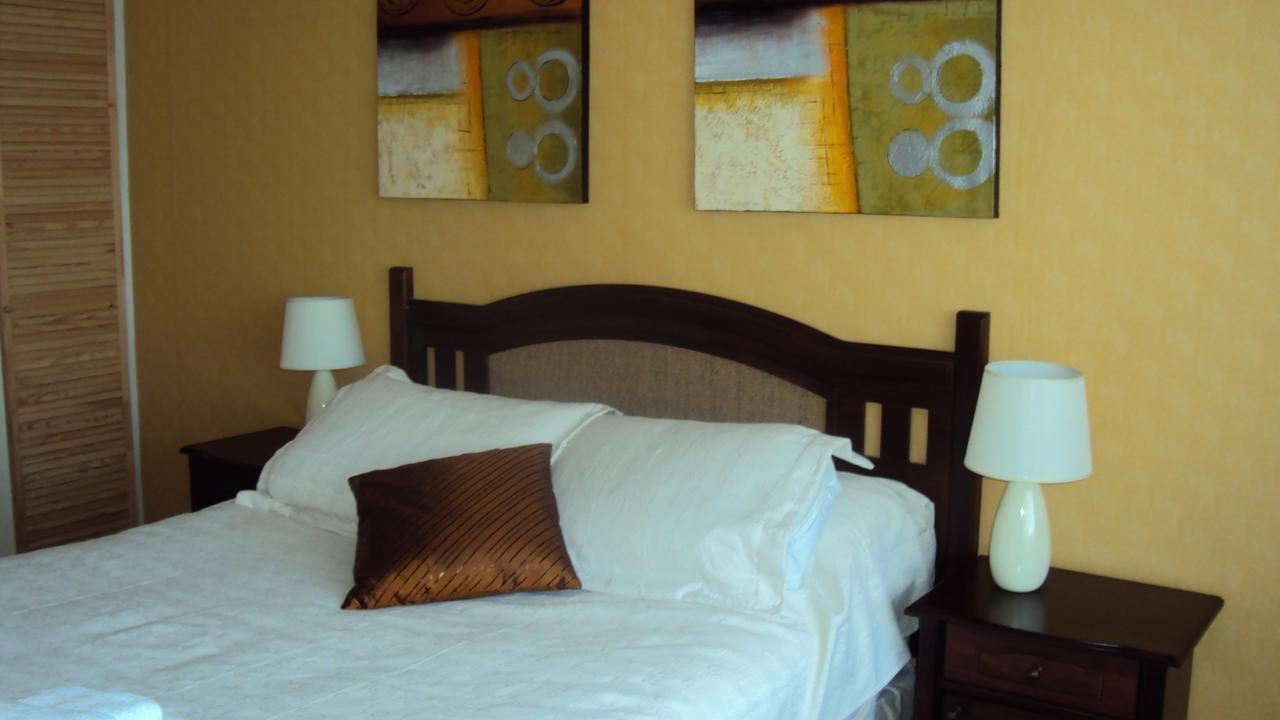 Hostal Don Guillermo Puerto Natales Esterno foto